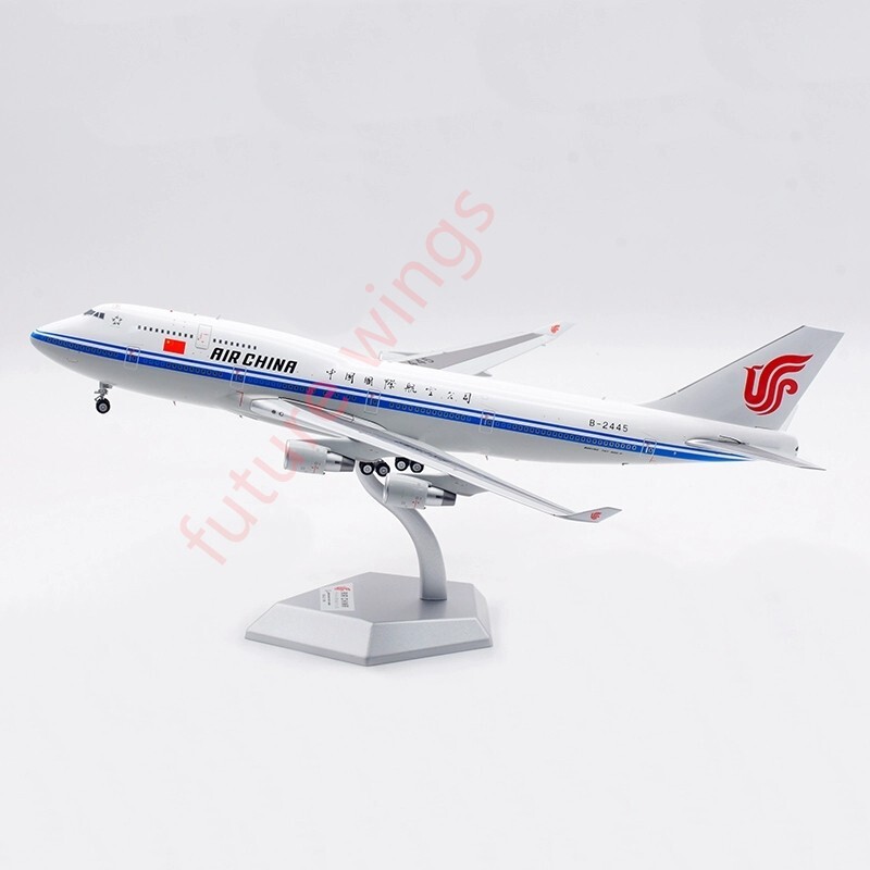1:200 SQ Wings Air China B747-400 B-2445 Diecast Aircraft