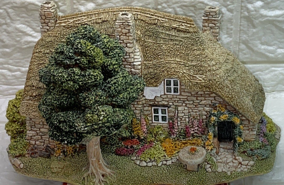 lilliput lane ☆ OLD MOTHER HUBBARDS 置物 Lilliput Lane Old Mother Hubbard's 1993 English Collection