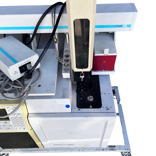 VARIAN 4000 3800 GC/MS/MS SAMPLER GAS CHROMATOGRAPH MASS SPECTROMETER - Picture 3 of 22