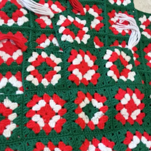 Vintage Christmas Tree Skirt Granny Square Crochet Diamond Shape Handmade - Picture 4 of 6