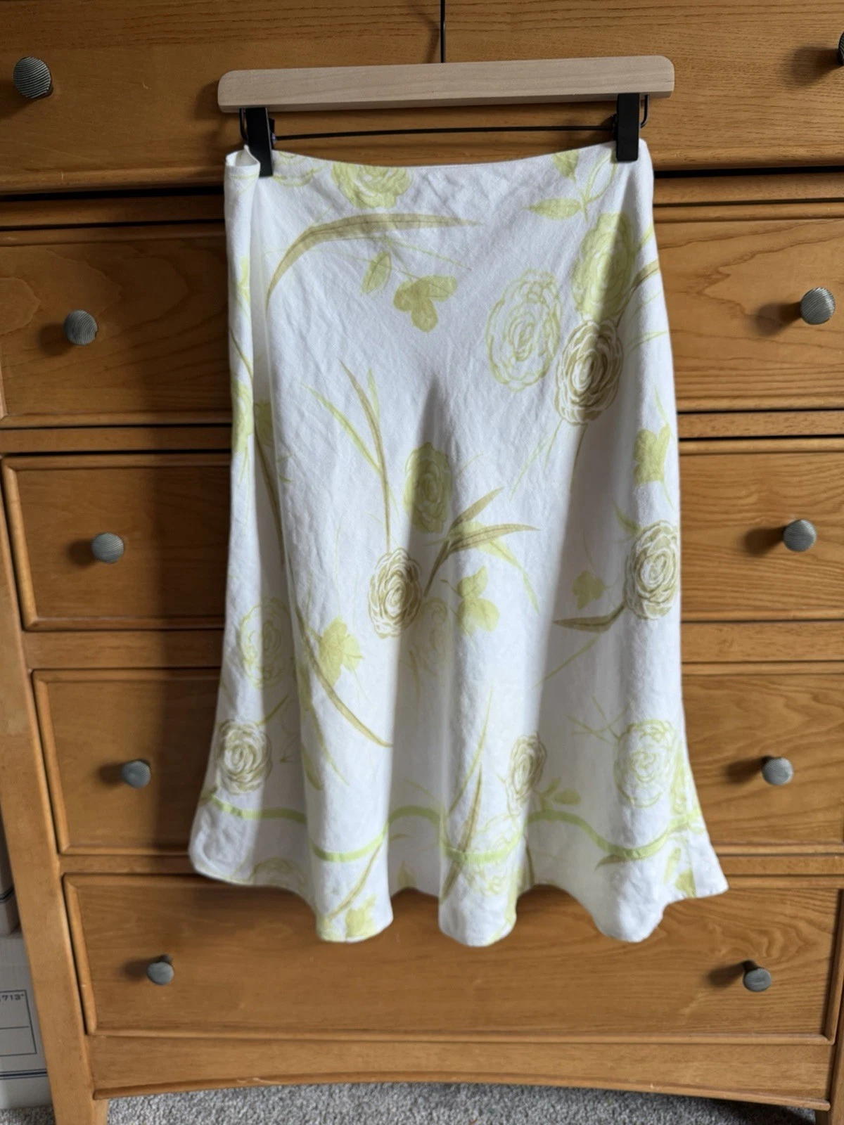 Ann Taylor Loft 100% Linen Floral Skirt Womens Size 14 Lt Green Flowy Coastal