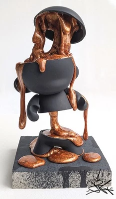 Munny kidrobot custom, graffiti, Bronze, artoys - Photo 1/4