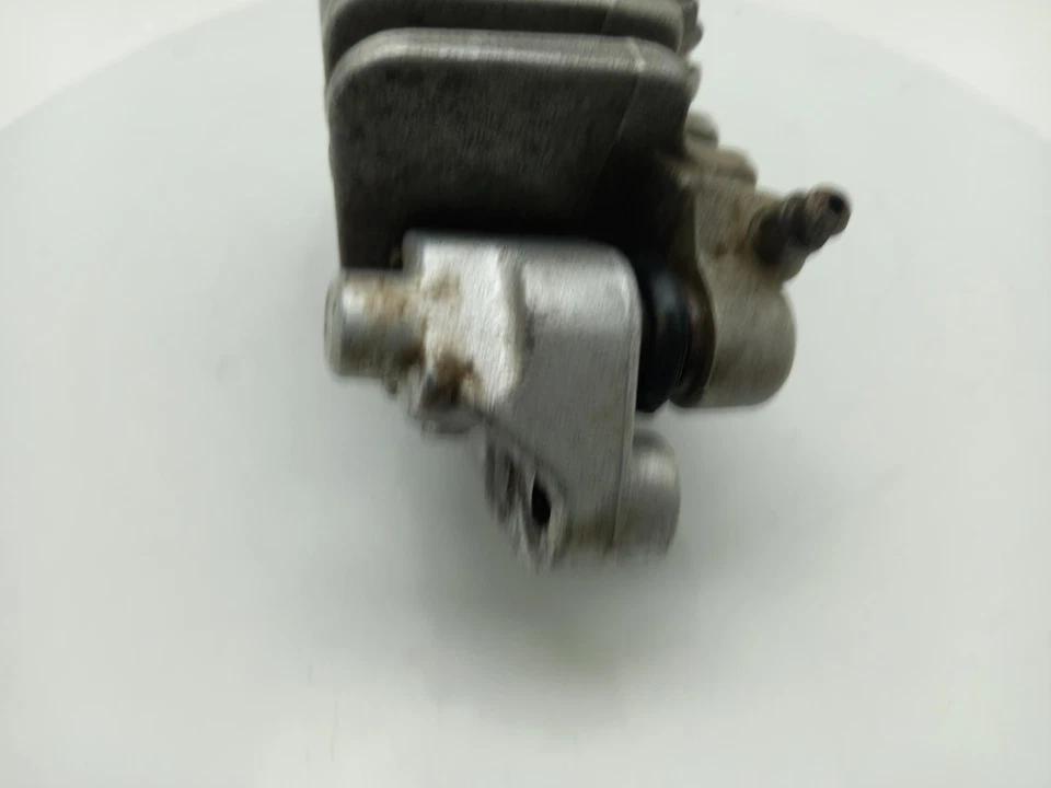 Pinza de freno delantera SUZUKI RM 125 1990-2005 5935100B20000 Foto 3 de 4