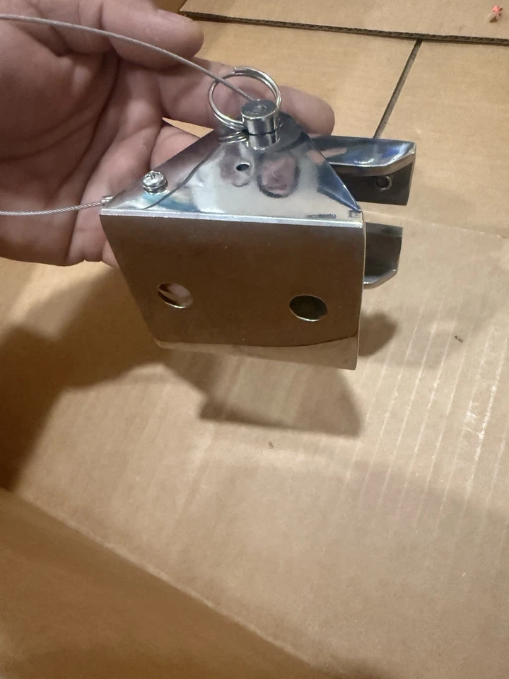 SEA-DOG LINE 321825-1 不锈钢链条挡泥板 5/16 英寸 - 3/8 英寸 321825-1 — 第 3/4 张图片