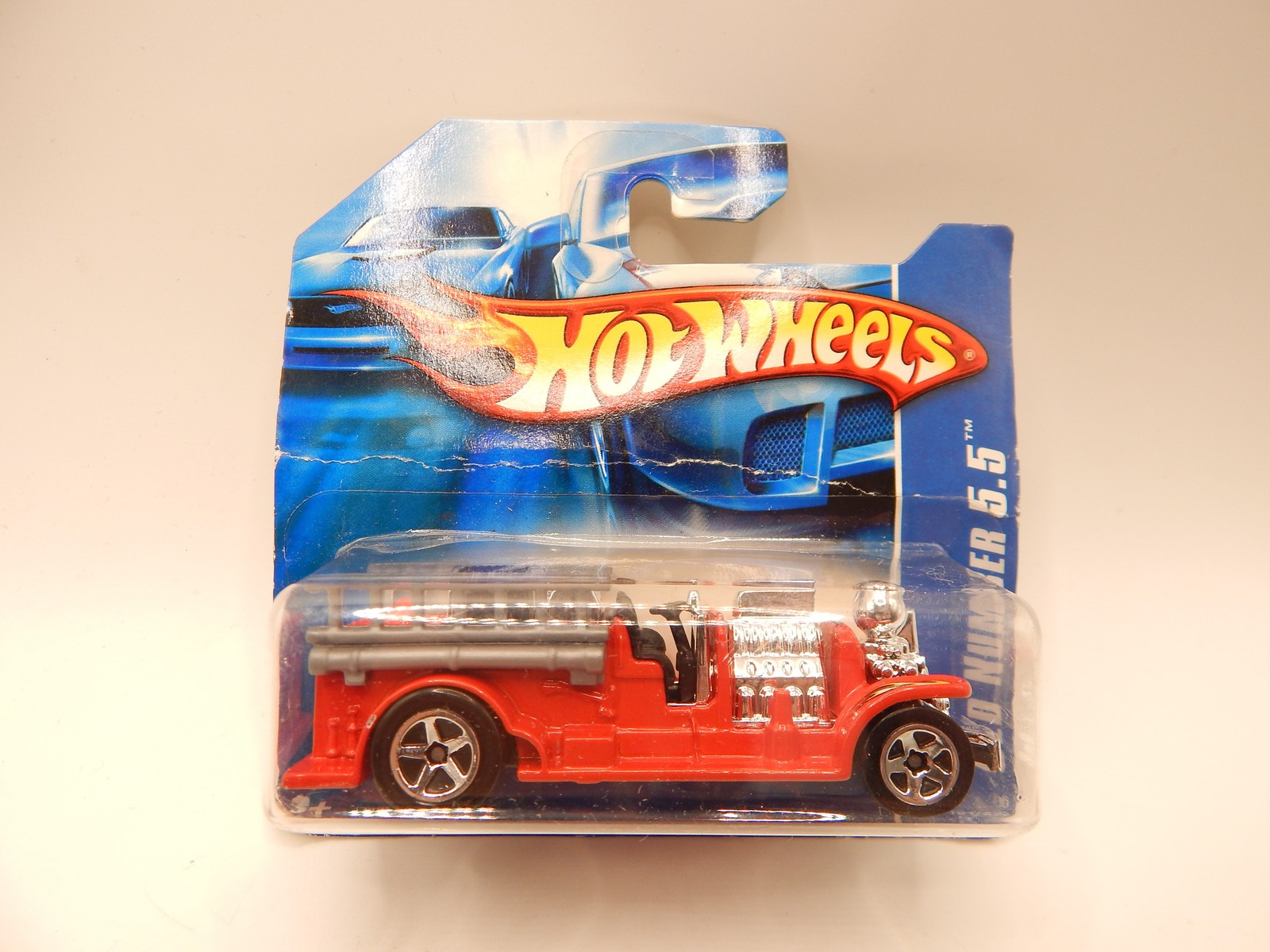 2006 Hot Wheels Red Short Card Old Number 5.5 Hot Wheels 191/223