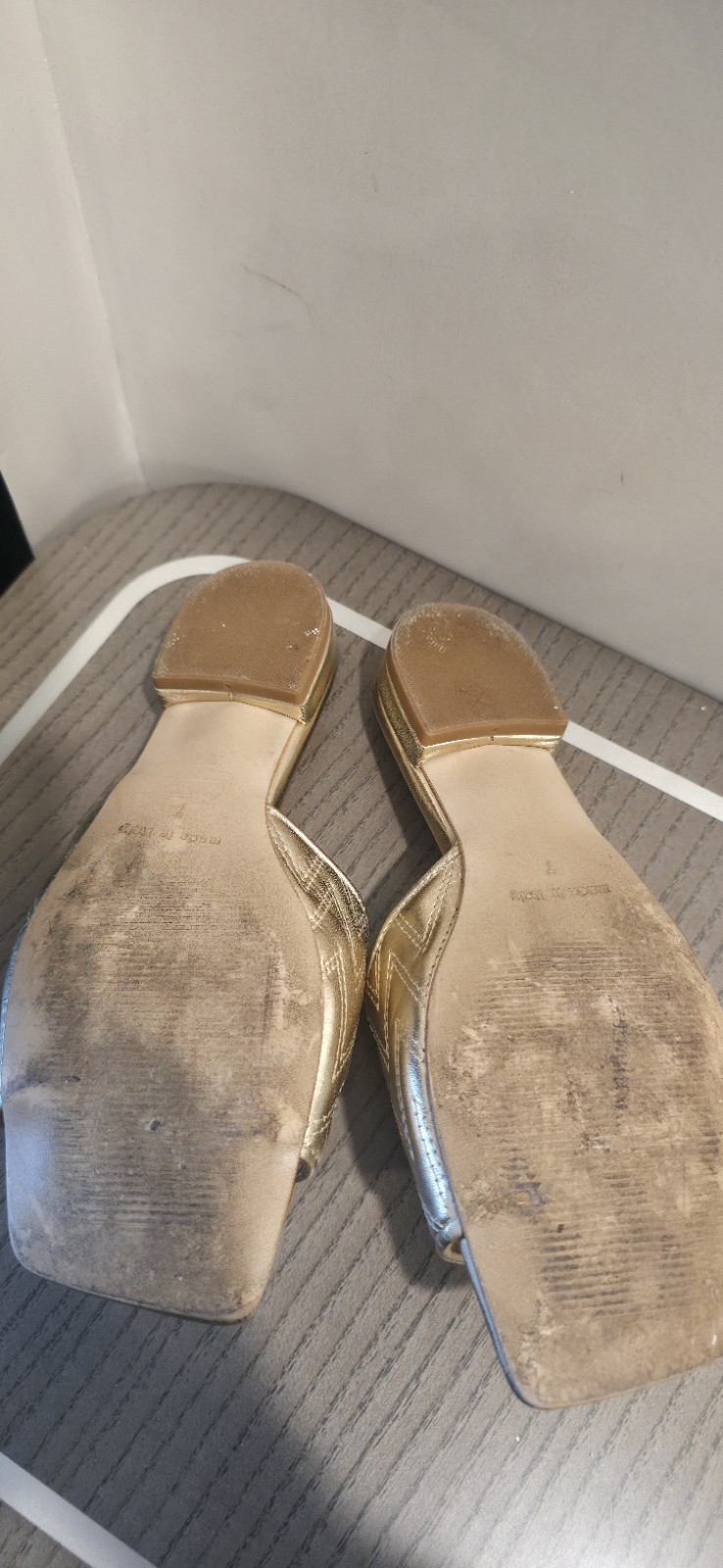 Valentino Africa Italian Leather Slide Sandals Gold Women's Size 7 thumbnail 6