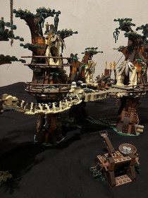 LEGO Star Wars: Ewok Village (10236)