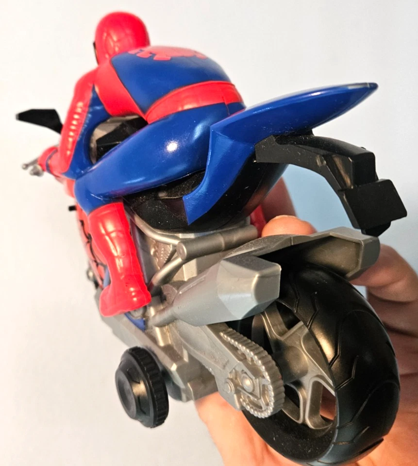 Marvel Spiderman en motocicleta Action Hero Diecast no funciona red fundida 8" de largo Foto 4 de 4