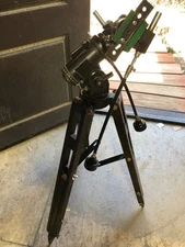 Vixen/Celestron Equitorial Telescope Mount w/ BLACK  Wooden Tripod **only