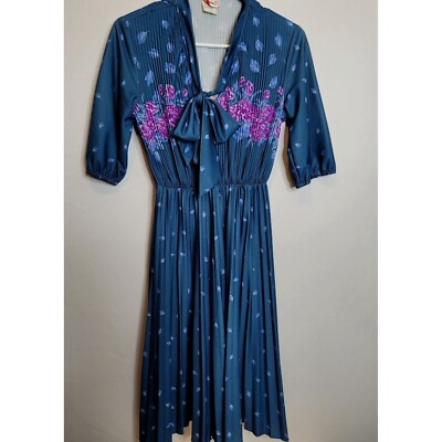 vintage polyester dress Vintage 1950's Green Polyester Dress