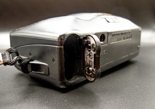 MINOLTA RIVA 35 ST Quartz Date Point & Shoot Film Camera 35mm TESTED AA Battery - Picture 5 of 5