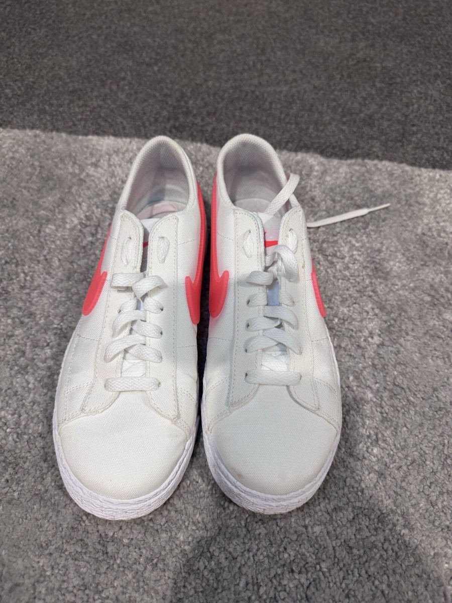 nike trainers pink tick