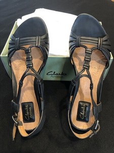clarks sandals artisan collection