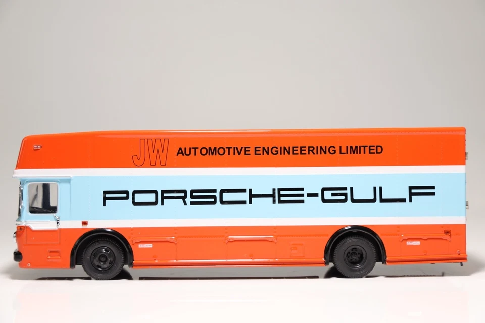 1/43 高级 ClassiXXs 1970 梅赛德斯赛车运输车(海湾保时捷橙色/蓝色) — 第 2/4 张图片