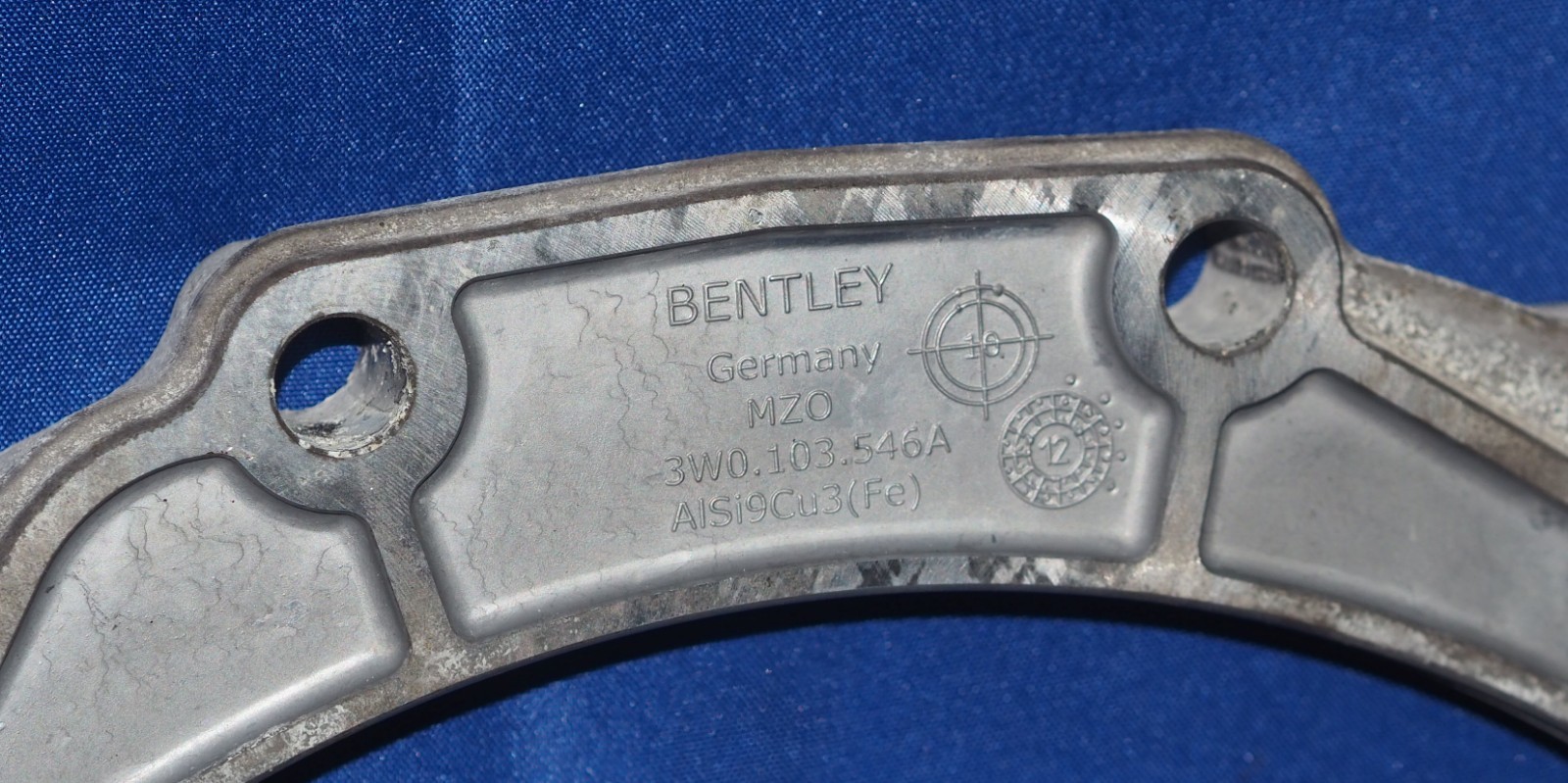 2013-2018 Bentley Continental GT GTC Spur 4.0L Transmission Adapter Plate OEM