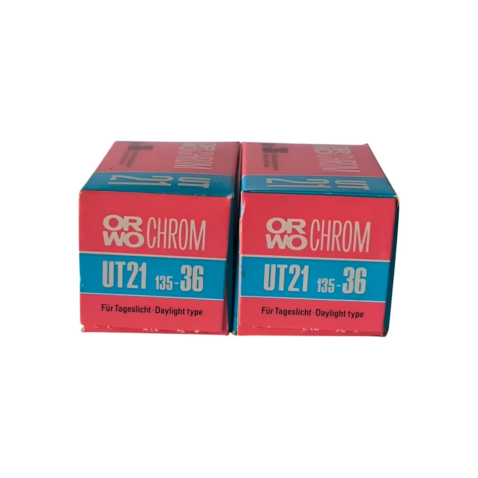 2pcs ORWO Chrom UT21 - 35mm Photo Film For Color Slides, 100 ISO, 36exp, Expired - Image 2 of 4