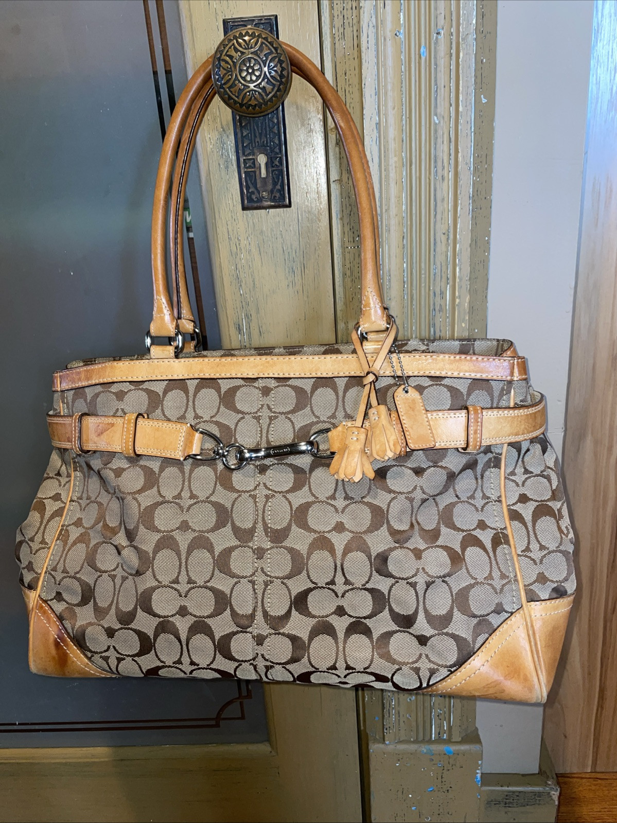 COACH Signature Jacquard Hampton Handbag Purse Tan Satchel G05J