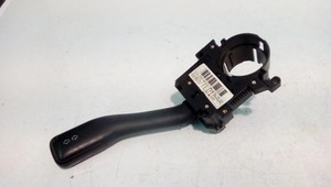 VW PASSAT B5 3B3 Drehknopf drehen 8L0953513G 1.90 Diesel 96kw 2002 27709428