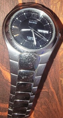 Citizen Eco-Drive Titanium Watch Black Dial Day/Date WR100 100m Needs Repair