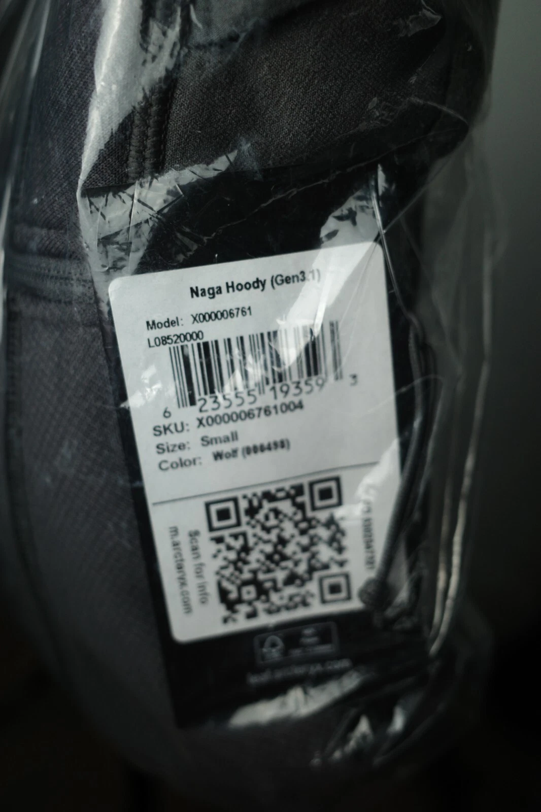 Arc'teryx LEAF Naga Hoody (GEN 3.1) Small - product detail image 2
