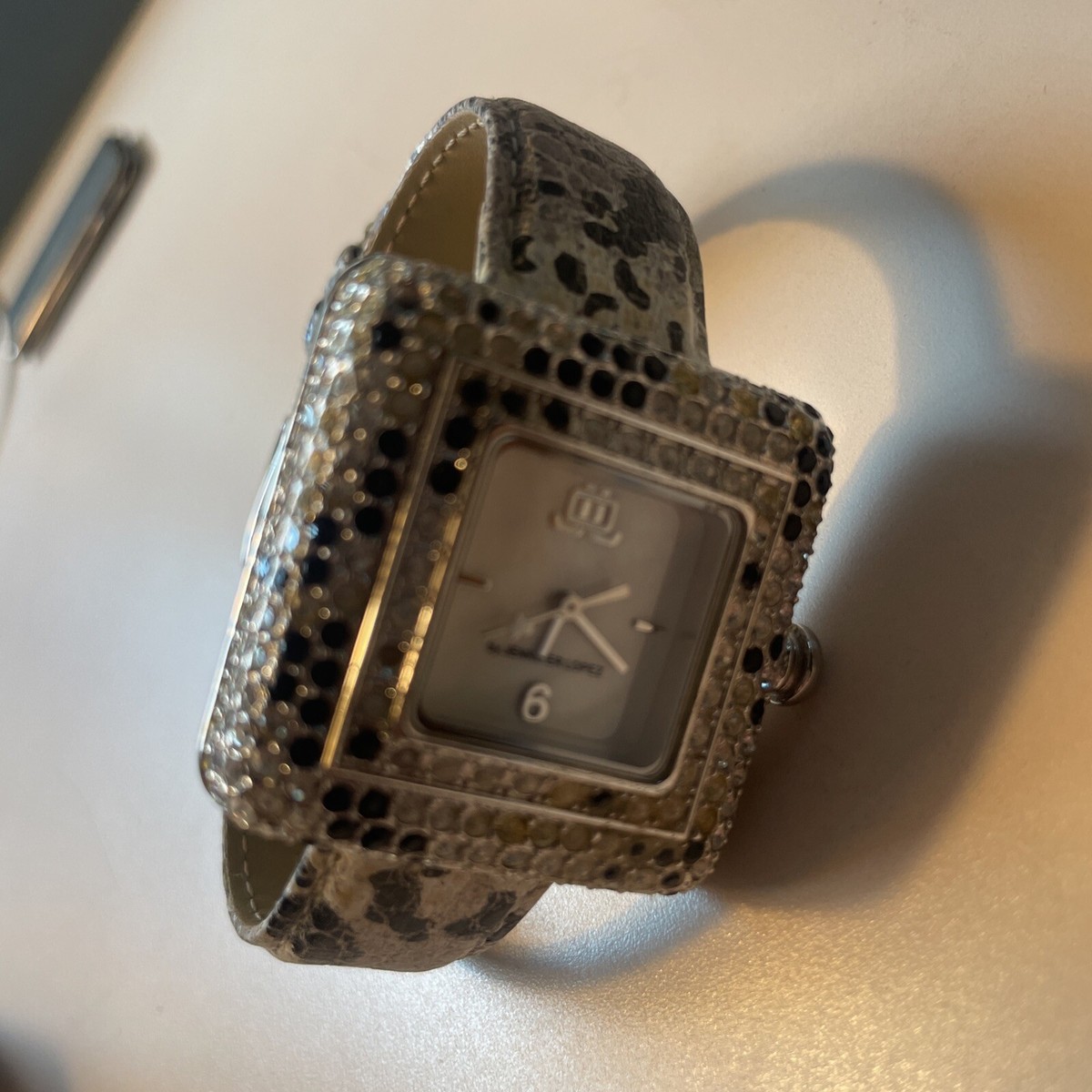 Jennifer Lopez Watch Needs Battery | eBay display picture 2
