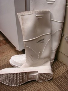 white dunlop boots