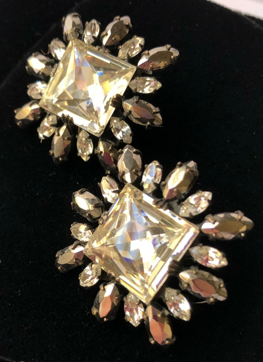 Schreiner earrings shop