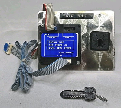 DataKey Serial Memory Data Key Host With Key And Receptacle 