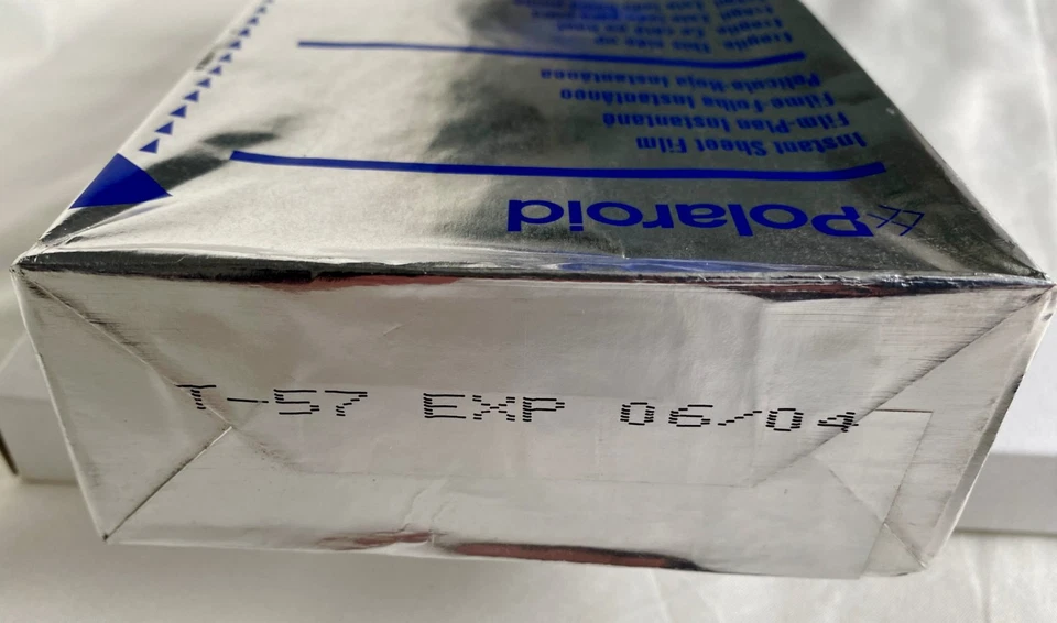 Polaroid Type 57 Sheet Film 5x4 Large Format 20 Photos Black & White(Exp. 2004) - Image 4 of 4