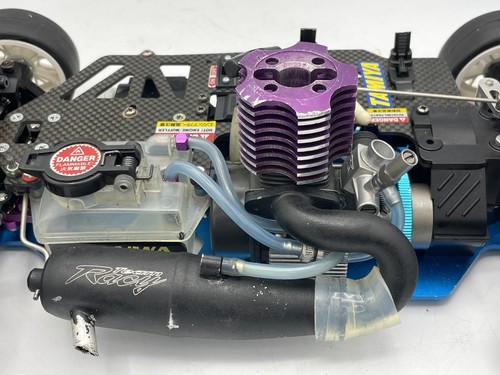 For parts Tamiya TG10 chassis with engine and servomotors W203 DTM body shell - Picture 16 of 24