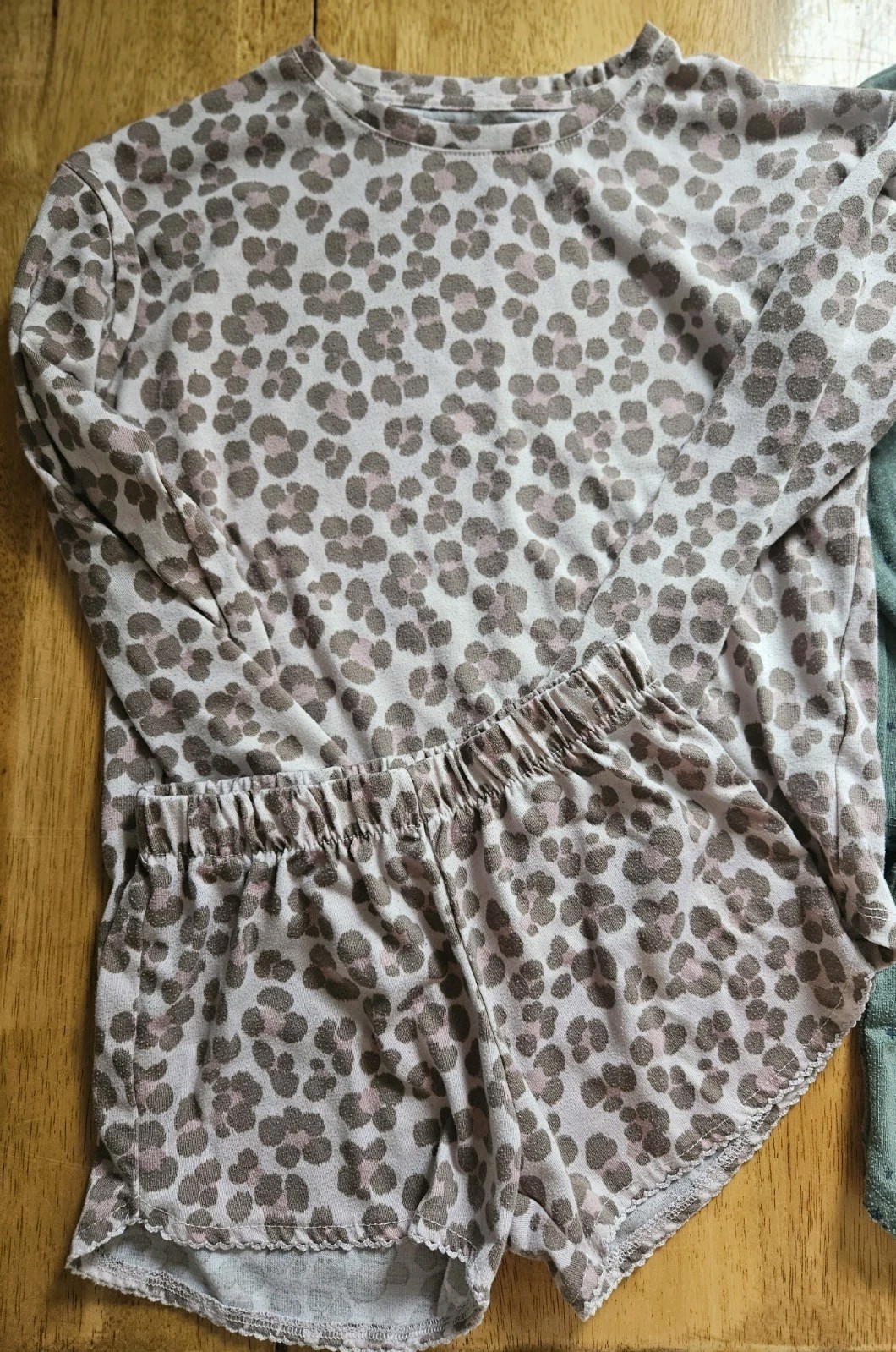 Picture 3 of 4
