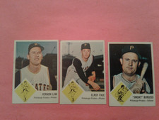 1963 Fleer Vern Law, Roy Face, Smokey Burgess Pittsburgh Pirates
