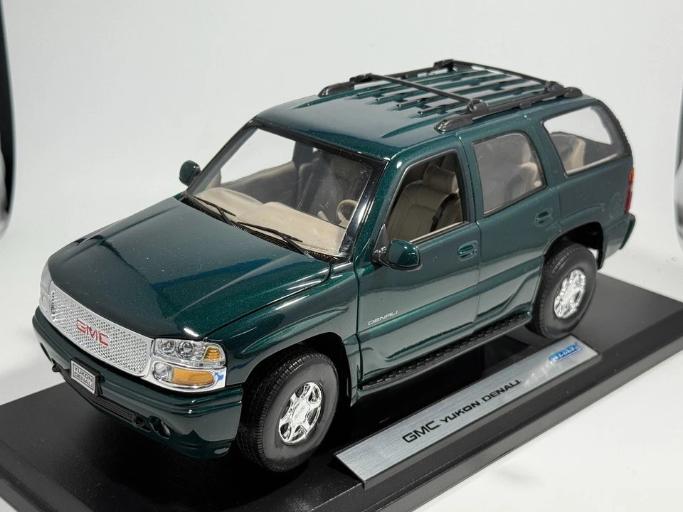 1/18 Welly GMC Yukon Denali GMT800 Diecast Dark Green RARE! US Seller 9863W - Image 3 of 4