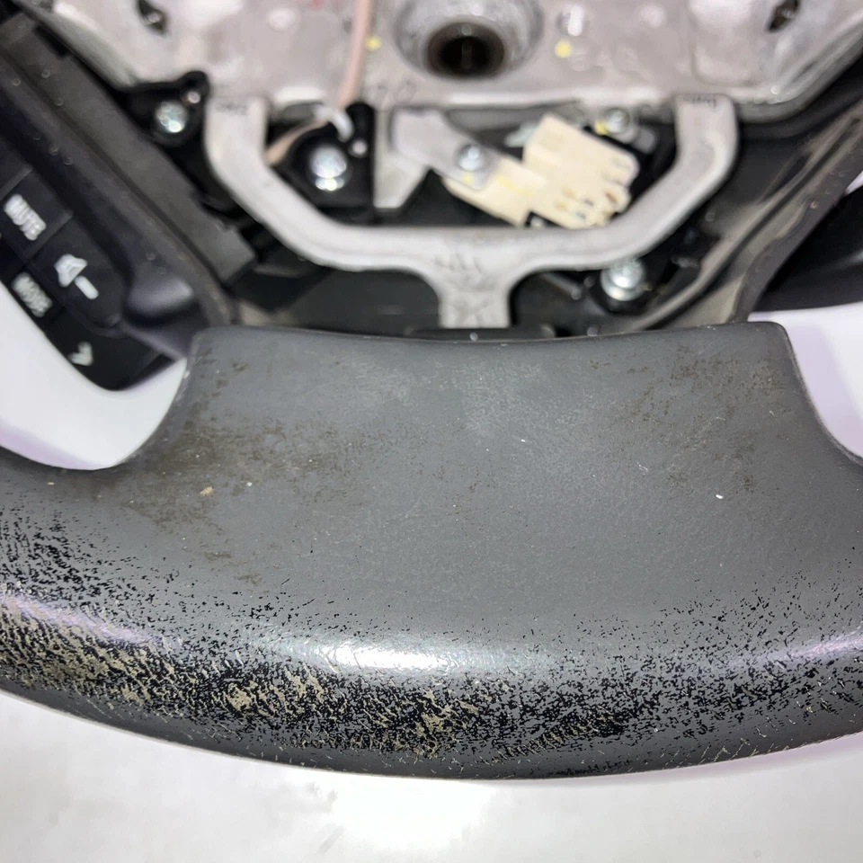 Volante Suzuki Aerio 2006 cuero negro OEM Foto 4 de 4