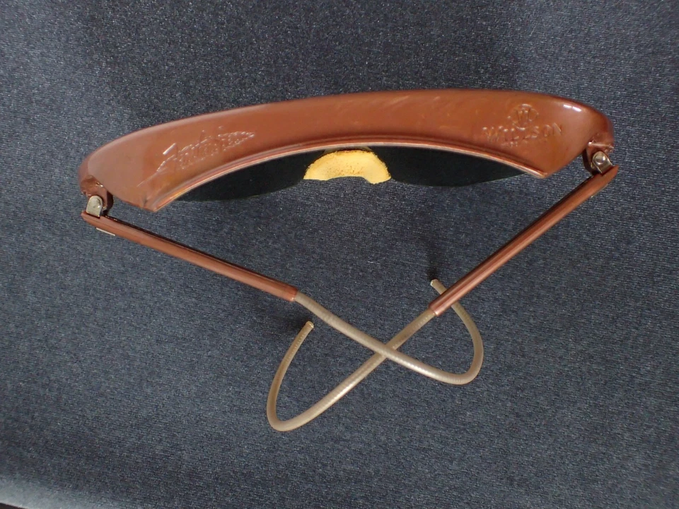Vintage Willson Feather Spec Safety Spectacles. Goggles. In original box. - Image 4 of 4