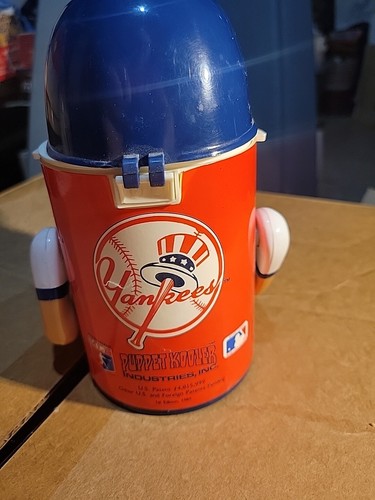 1989 Don Mattingly Puppet Cooler... INUTILIZZATO - Foto 4 di 5