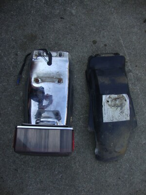 1982 KAWASAKI KZ1000 oem REAR FENDER w TAIL LIGHT + LINER csr ltd