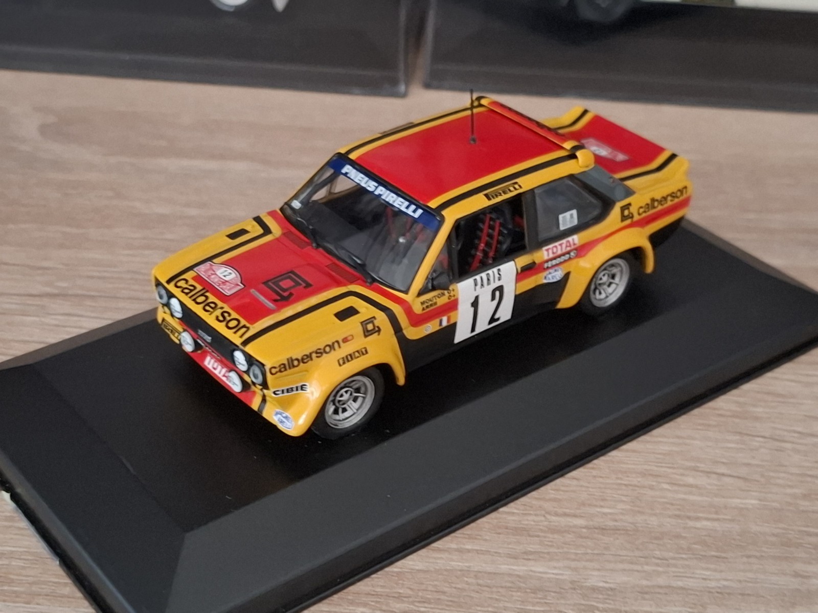 FIAT 131 ABARTH GR.4 CALBERSON 1980 MONTECARLO #12 M. MOUTON-A. ARRII 1:43 IXO