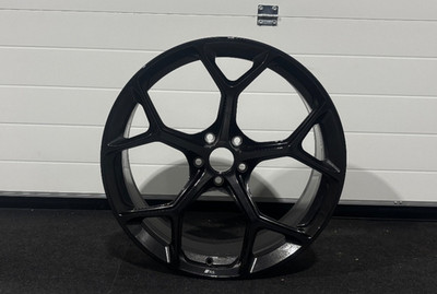 Original Audi RS4 RS5 Performance 8W 20 Zoll Alufelge Felge 8W0601025GJ schwarz