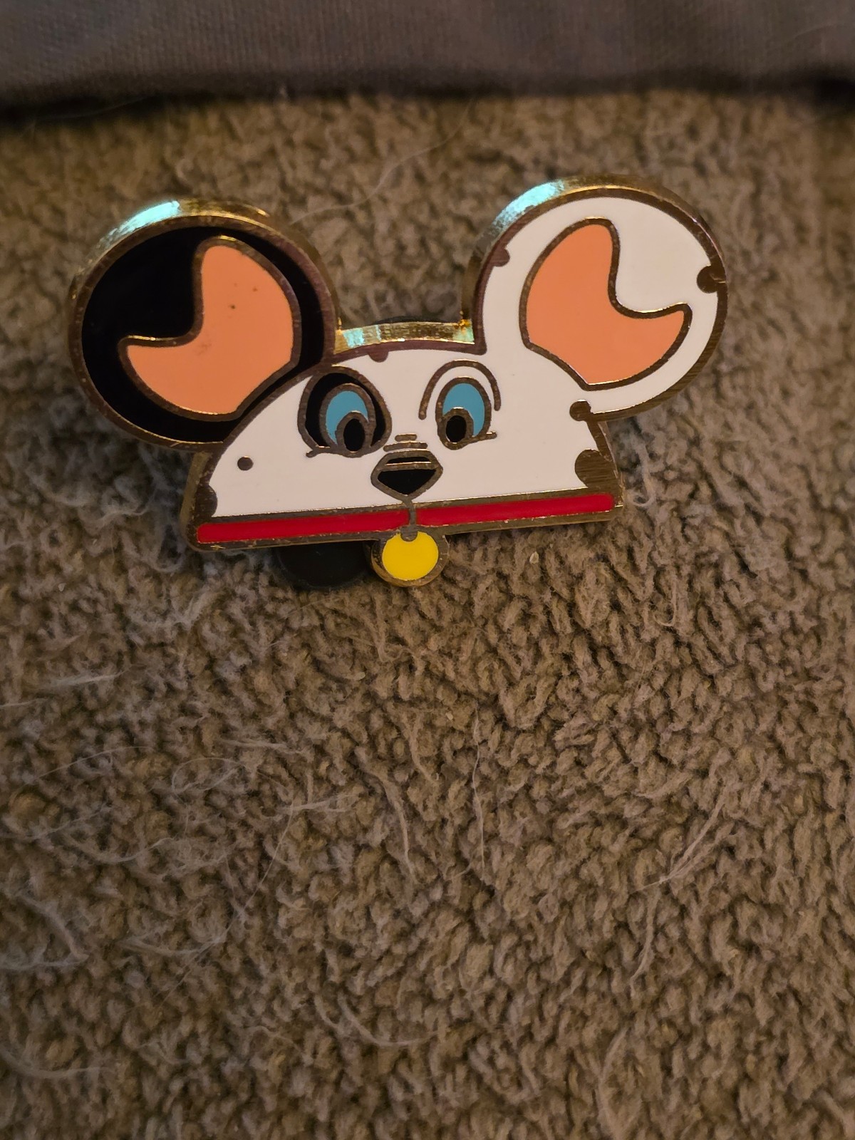 Walt Disney 101 Dalmatians Mystery Mouse Ears Official Trading Pin 2012 never w