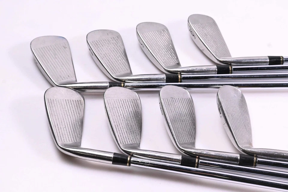 Titleist DCI 962 Irons / 3-PW / Regular Flex Dynamic Gold R300 Shafts - Image 3 of 4