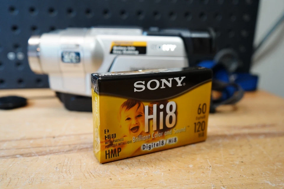 (M) Videocámara Sony Handycam CCD-TRV118 8mm Hi8 PROBADA con transferencia de video de captura nocturna Foto 2 de 4