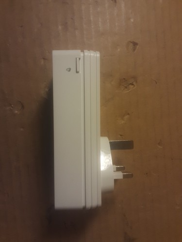 1 x Netgear XAV5401 AV500 Nano Powerline Ethernet Network Adapter - Picture 3 of 7