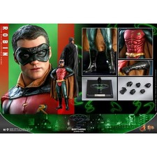 Hot Toys MMS594 1/6 Scale Action Figure Batman Forever Robin