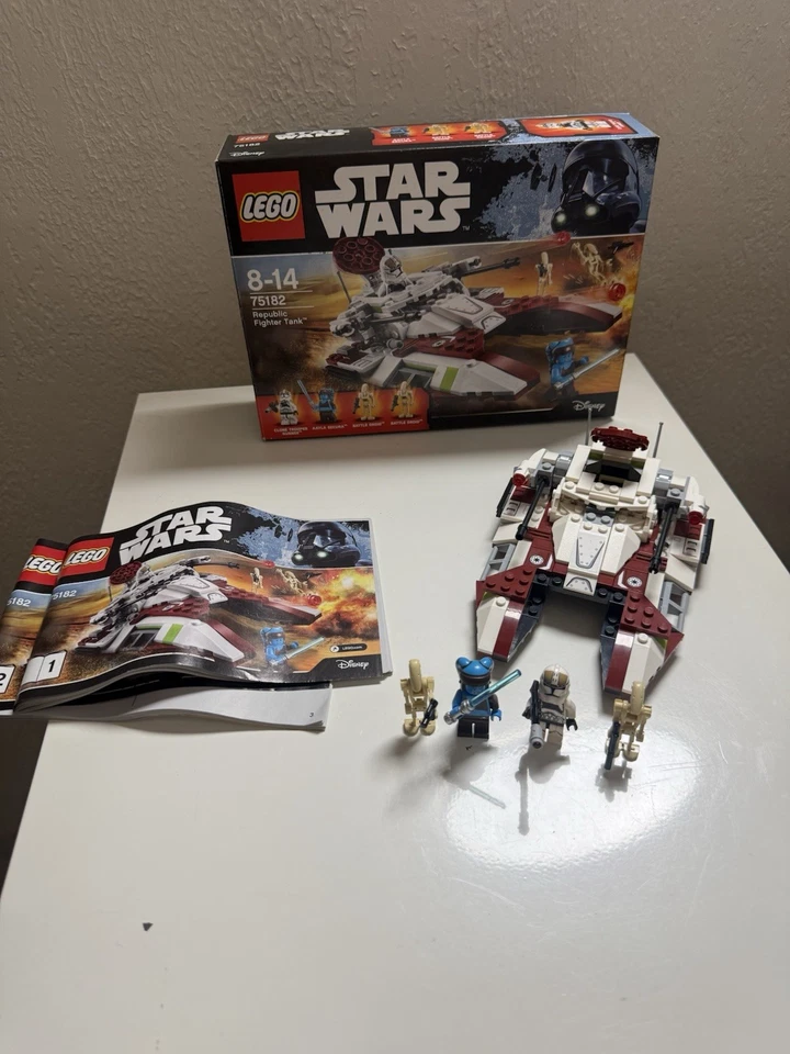 LEGO Star Wars 75182 Republic Fighter Tank, photo 2 sur 5
