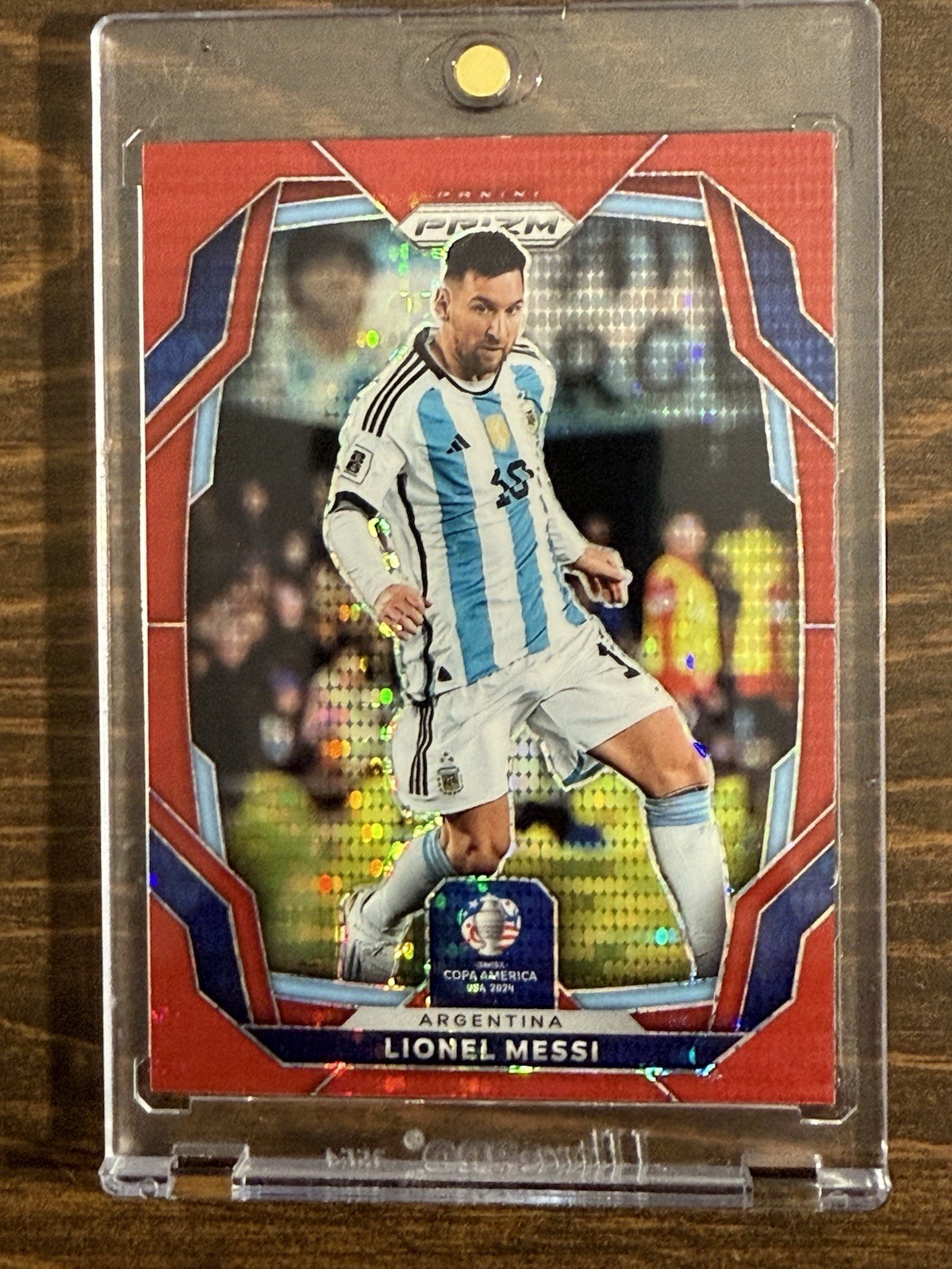 2024 Panini Prizm CONMEBOL Copa America - Lionel Messi #1 Red Pulsar Prizm /125