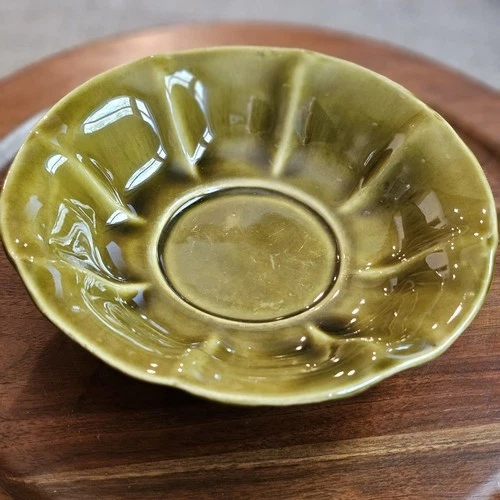 VTG McCoy Olive Green Glazed Scalloped Wash Basin Bowl Pottery Ceramic USA