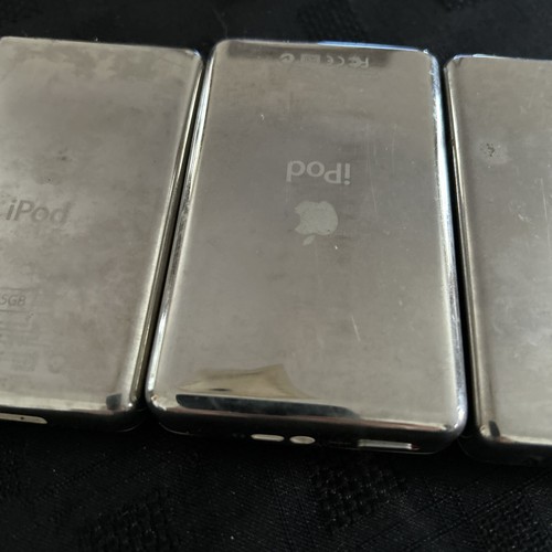 4 XApple iPod -3rd +4th Gen Classic A1040 A1059 20/40GB A1099 60GB NOT WORKING - Picture 7 of 16