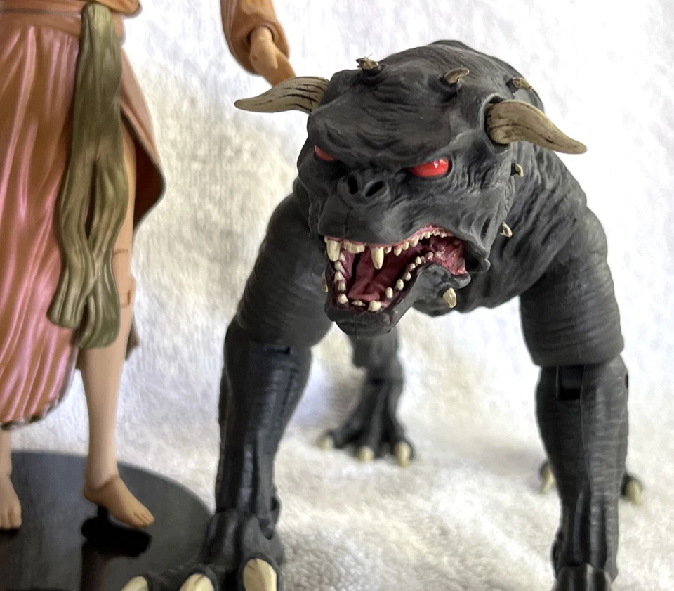 ZUUL • DANA BARRETT • DIAMOND SELECT 1984 GHOSTBUSTERS SERIES Foto 2 de 4