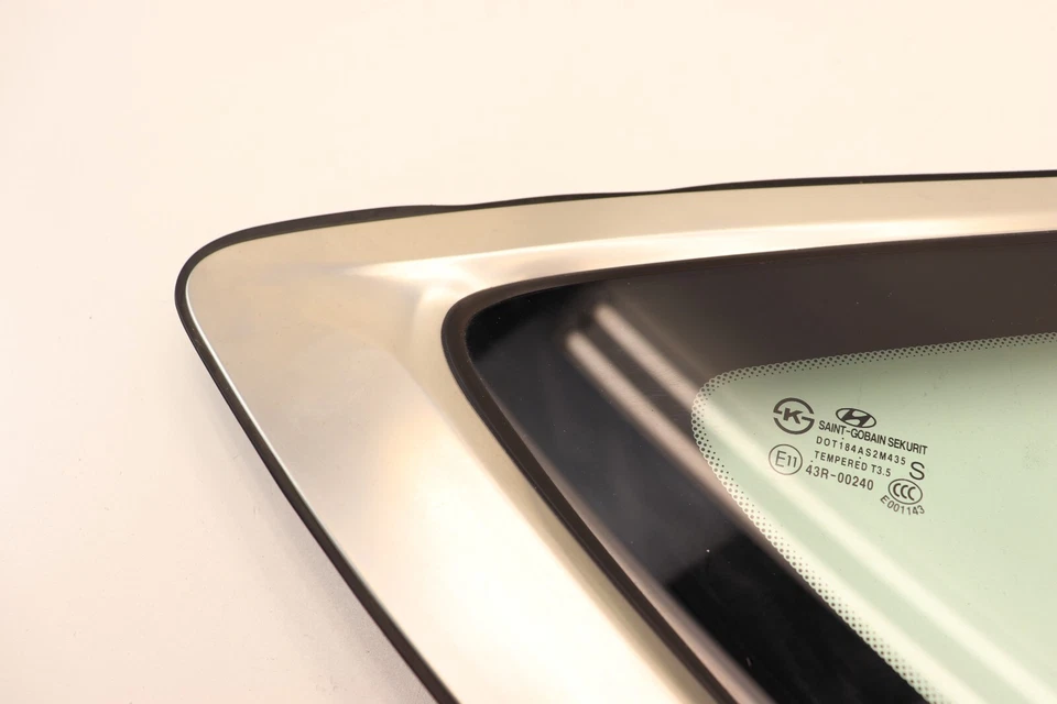 2015-2019 HYUNDAI GENESIS G80 REAR RIGHT QUARTER PANEL WINDOW GLASS OEM #F - Image 3 of 4